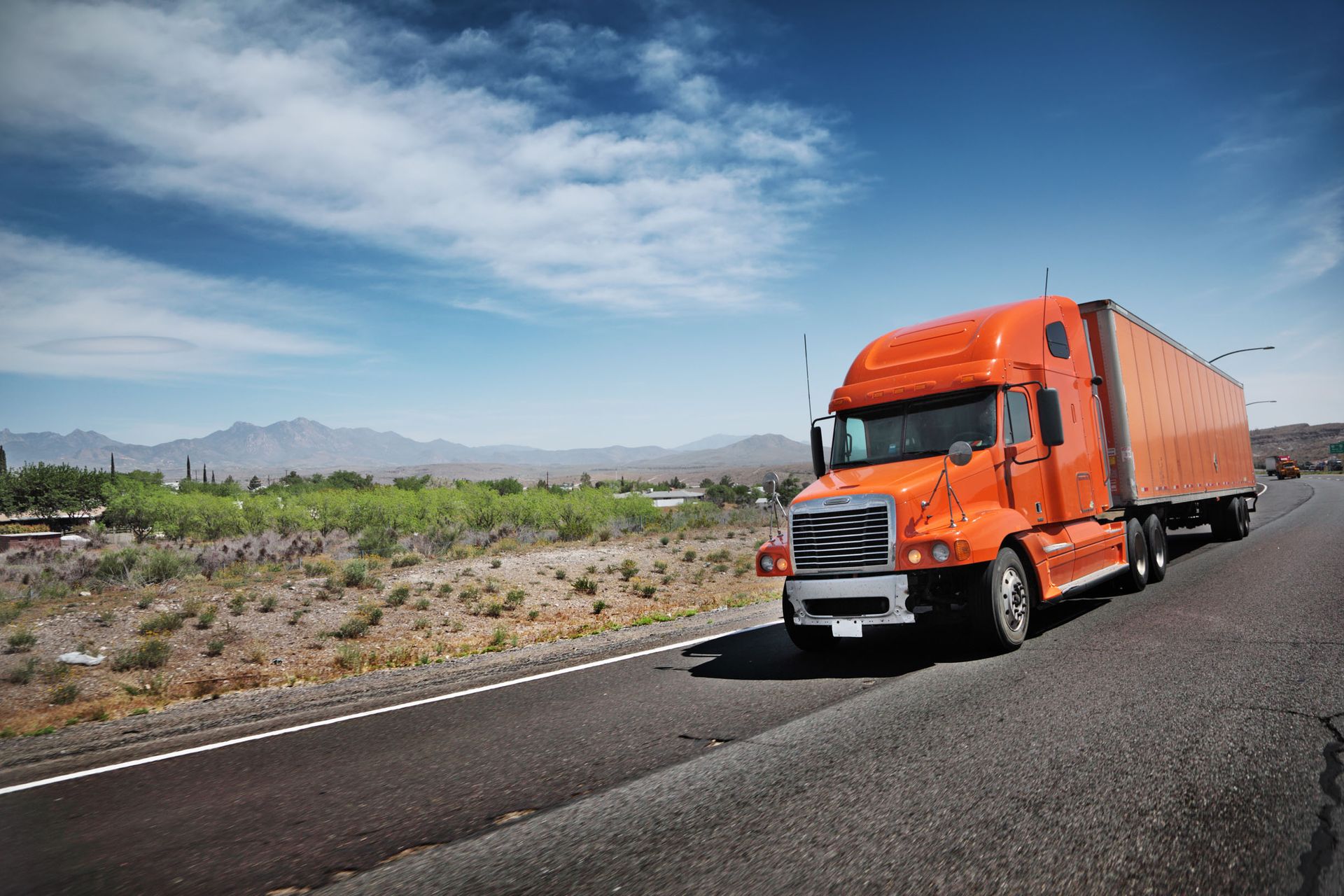 What Can You Transport in a Reefer Trailer? A Complete Guide for Businesses